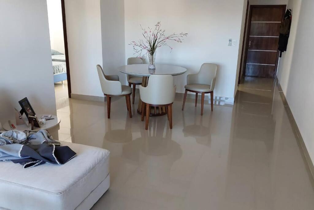 アスンシオンHermoso Conjunto Residencial Con Piscinaアパートメント エクステリア 写真